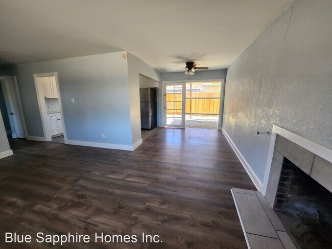 Building Photo - 3 br, 1 bath House - 2707 Broadmoor Ave