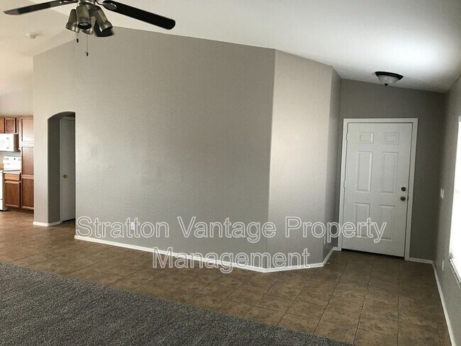 Building Photo - 14027 N 178th Ave