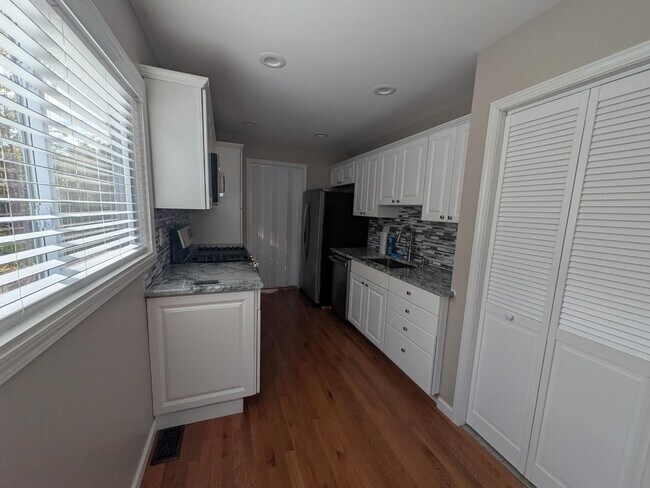 Foto del edificio - 27357 Dartmouth St