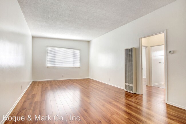 Building Photo - 2 br, 1 bath Apartment - 419 Raymond Avenu...