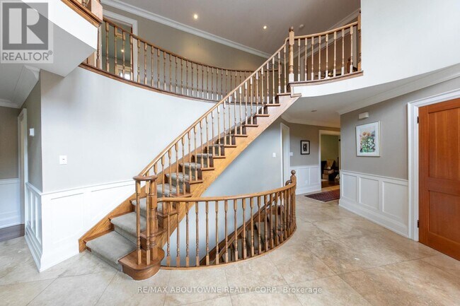 Photo du bâtiment - 1171 Colborne Ct