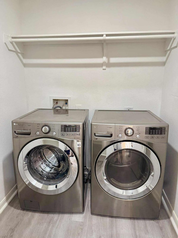 Foto del edificio - 1010 Hummingbird Point Ln