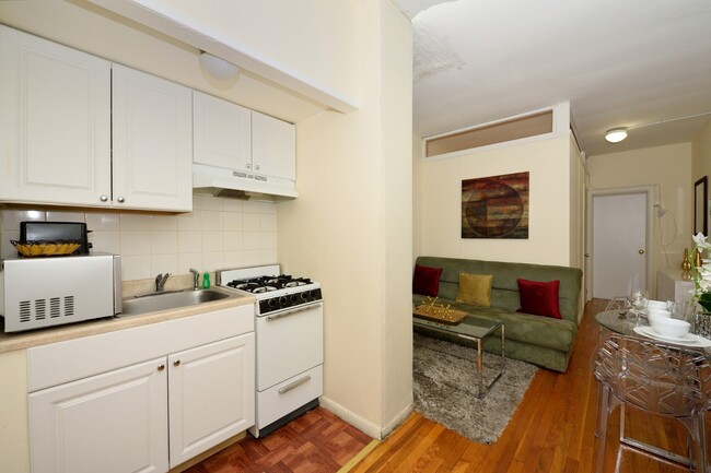 474 9th Avenue - Room for Rent in New York, NY | Apartments.com