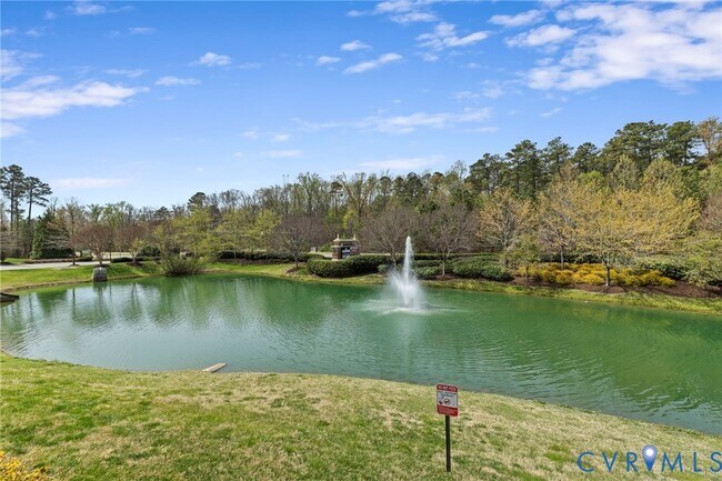 Foto del edificio - 3920 Village Commons Walk