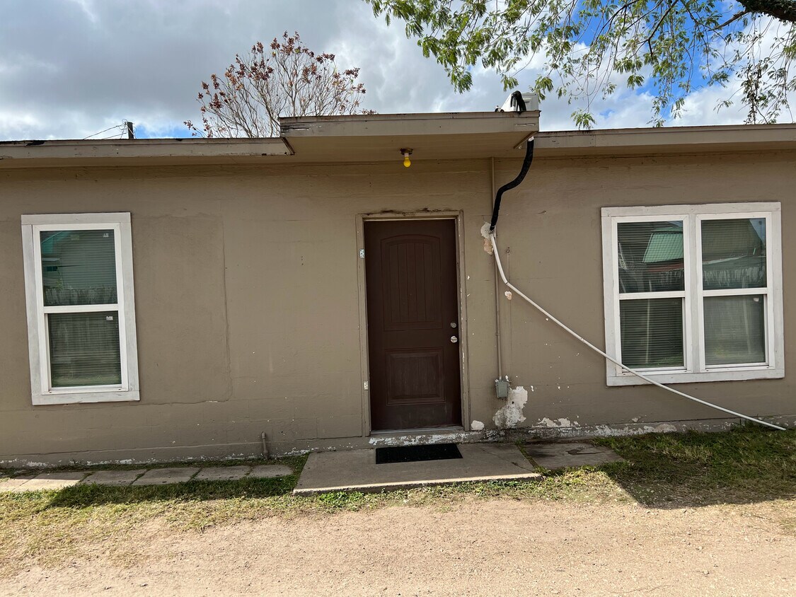 Home - 4655 Boca Chica Blvd