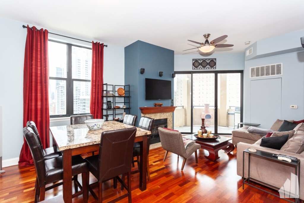 Foto principal - 1464 S MICHIGAN Ave