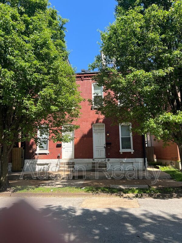 Building Photo - 3308 Lemp Ave