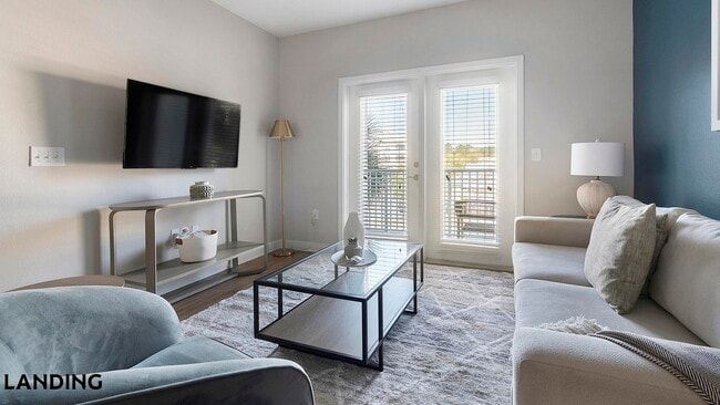 Building Photo - 215 Hunters Lk Wy