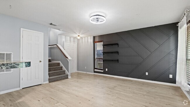Building Photo - 8219 Fuqua Gardens Dr