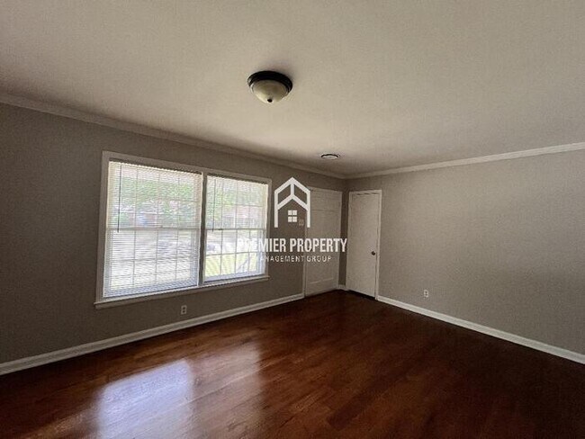 Foto del edificio - 1773 Dearing Rd