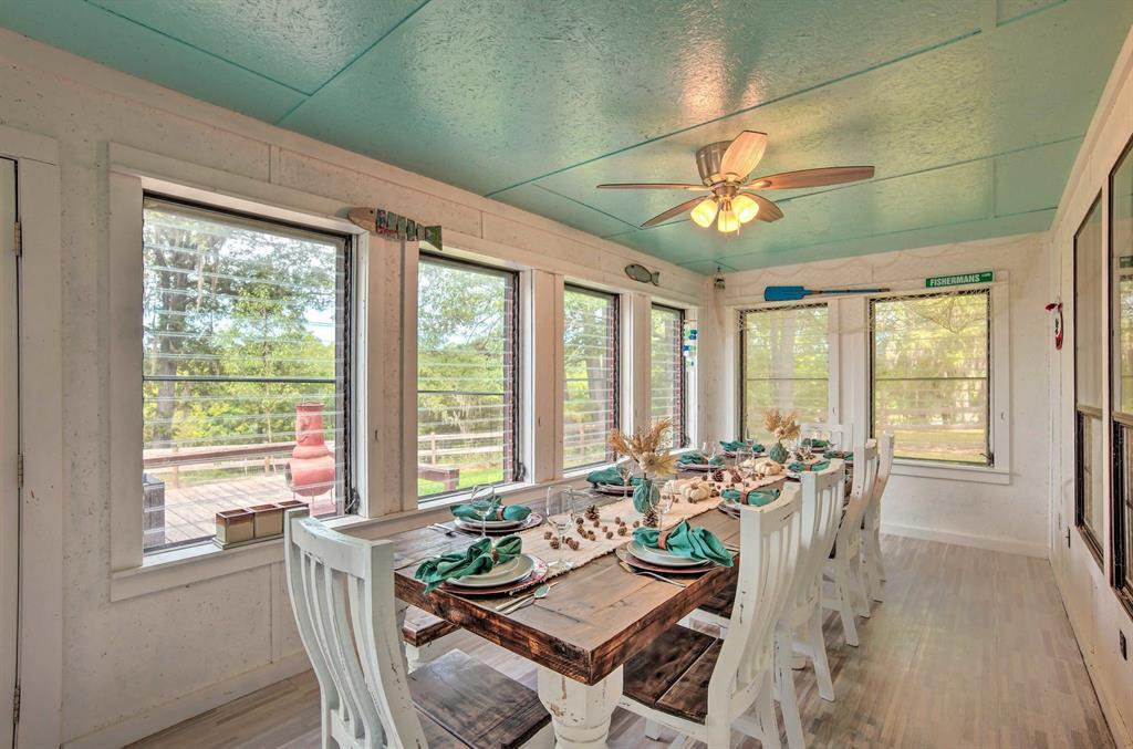 Foto principal - 411 Riverwood Dr