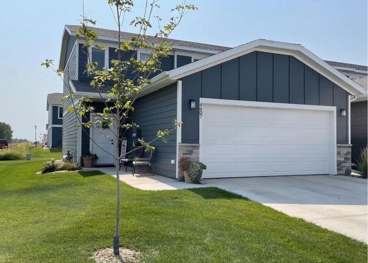 4607 E Leubecher Pl, Sioux Falls, SD 57108 House Rental in Sioux Falls, SD