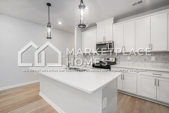 Building Photo - 2115 Avalon Rdg