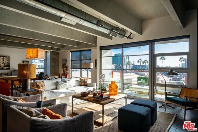 Foto del edificio - 4141 Glencoe Ave