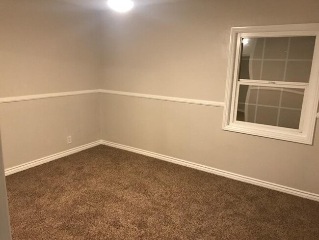 Photo - 4227 W 173rd St Apartment