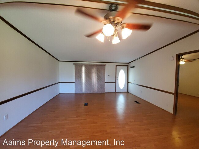 Building Photo - 3 br, 2 bath House - 4043 Nashville Drive