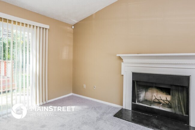 Building Photo - 2089 Glenwood Downs Dr