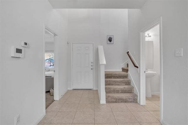 Building Photo - 1209 Juniper Dr