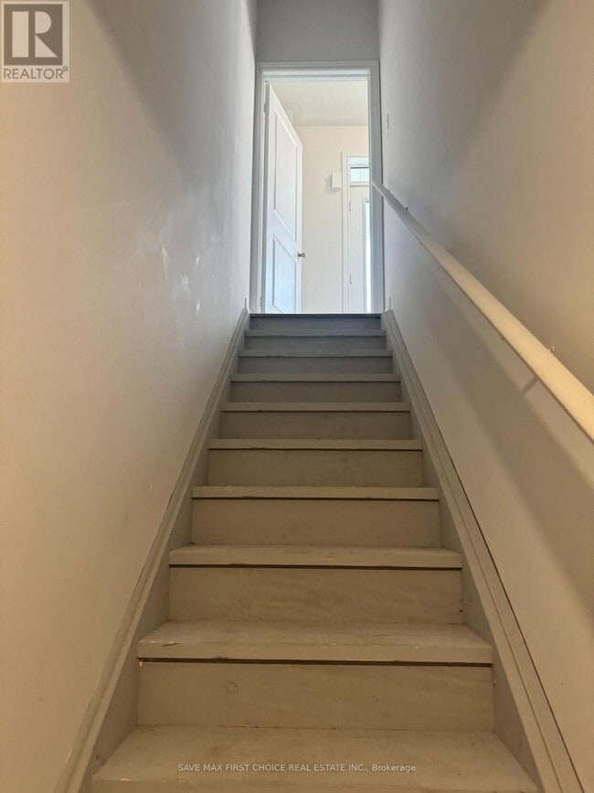 Building Photo - 632 Anishinaabe Dr