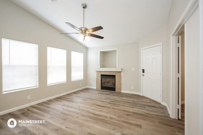 Building Photo - 2235 Shatz ST, Las Vegas, NV 89156