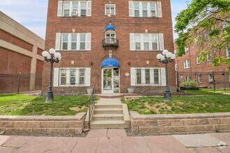 Building Photo - 1341 N Washington St