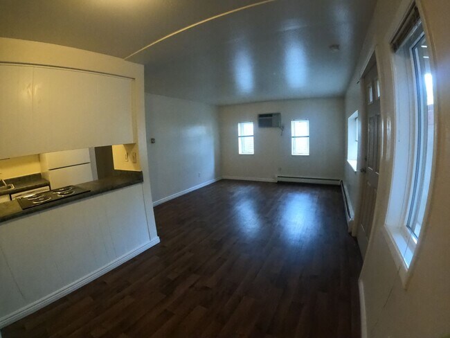 Foto del edificio - 4955 Moorhead Ave