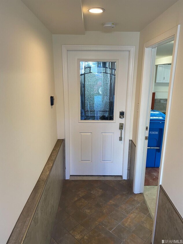 Primary Photo - 1354 20th Ave