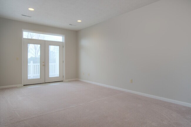 Building Photo - Furnished Two Bedroom Townhome available n...