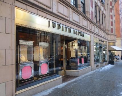 Building Photo - 45 E 66th St