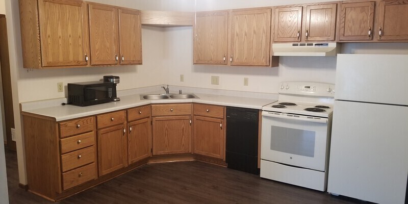 Foto principal - 2710 Jelinek Ave