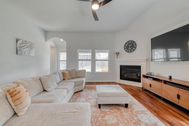 Building Photo - 6533 Cetone Terrace