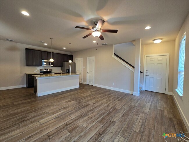Building Photo - 750 Milestone Pk