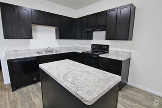 Building Photo - 3963 Lexington Manor Ct