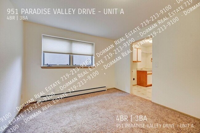 Foto del edificio - 951 Paradise Valley Dr