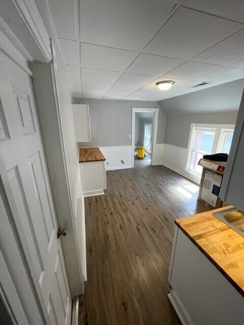 Kitchen - 50 Ryan St