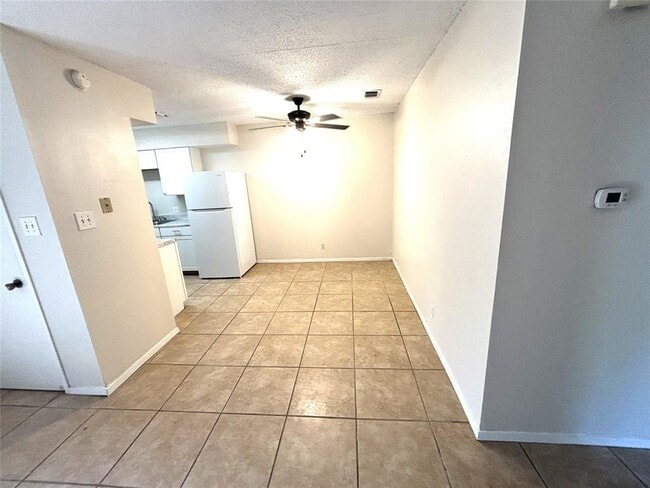 Foto del edificio - 411 Live Oak St