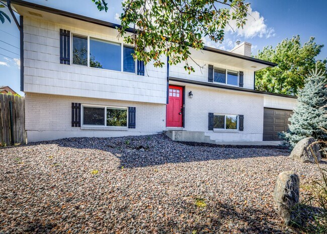 Foto del edificio - Charming 3 Bed Home Centrally located, Lar...