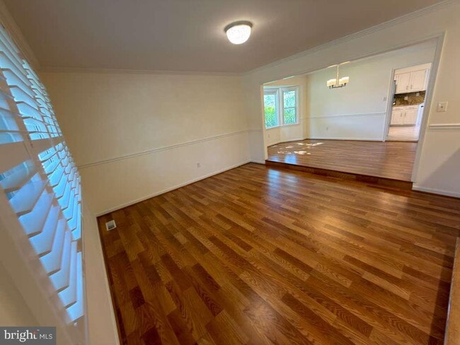 Building Photo - 8201 Bell Ln