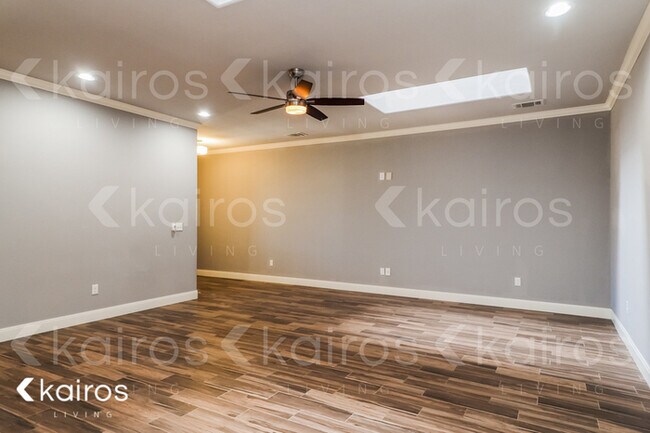 Foto del edificio - 7306 Mosley St.