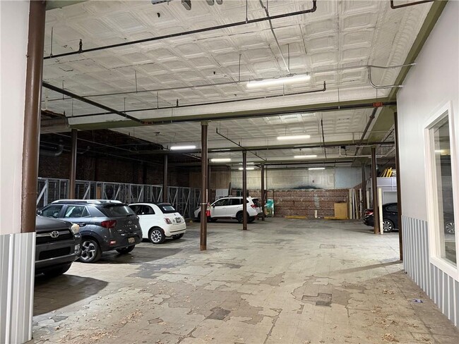 Building Photo - 127 Dauphin St