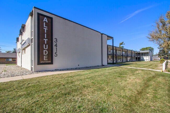 Foto del edificio - Altitude Apartments East