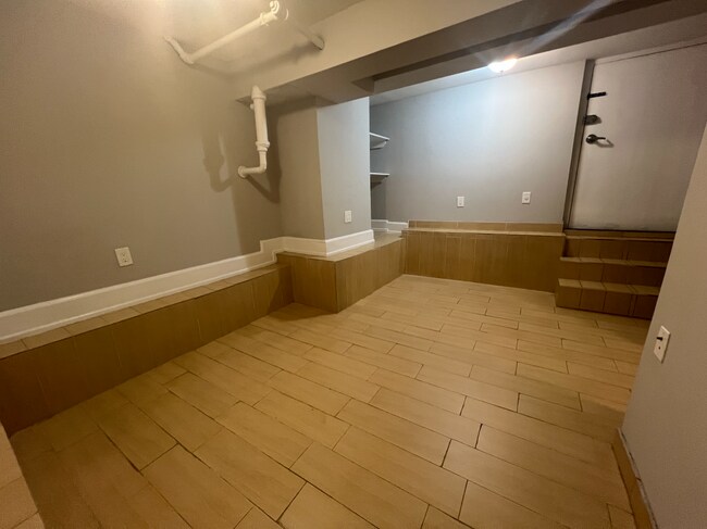Foto del edificio - 335 E 100th St
