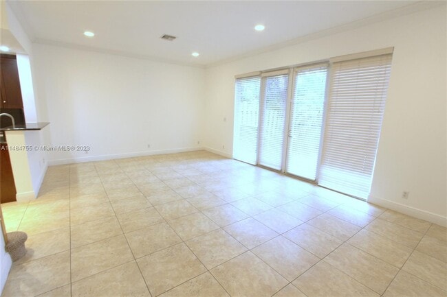 Building Photo - 3110 SW 47th St