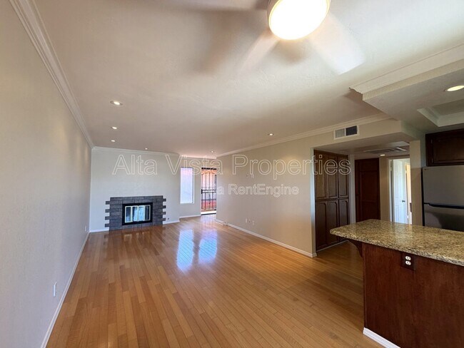 Foto del edificio - 2849 E Street