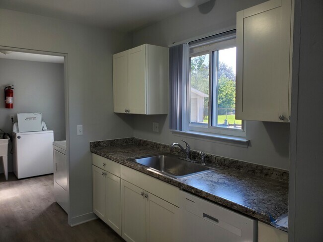 Foto del edificio - 30492 Groveland St