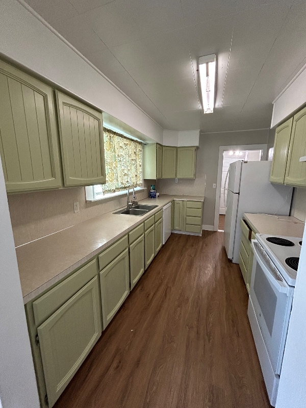 Building Photo - 5024 SE Jetty Ave