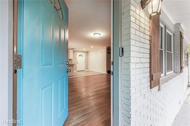 Building Photo - 3 br, 2 bath House - 833 Harwell Road NW