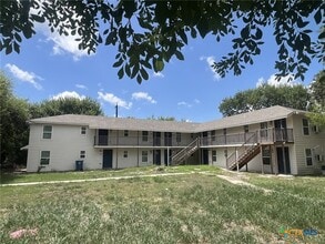 Building Photo - 201 Lowery Dr