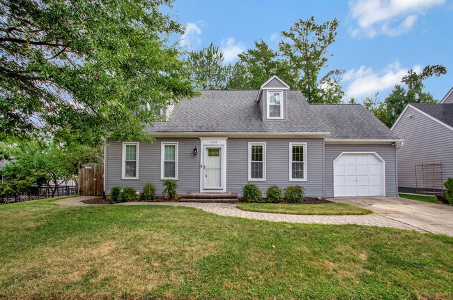 Building Photo - 1408 Damsel Ln