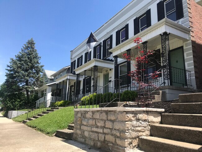 Building Photo - 208 Dakota Ave